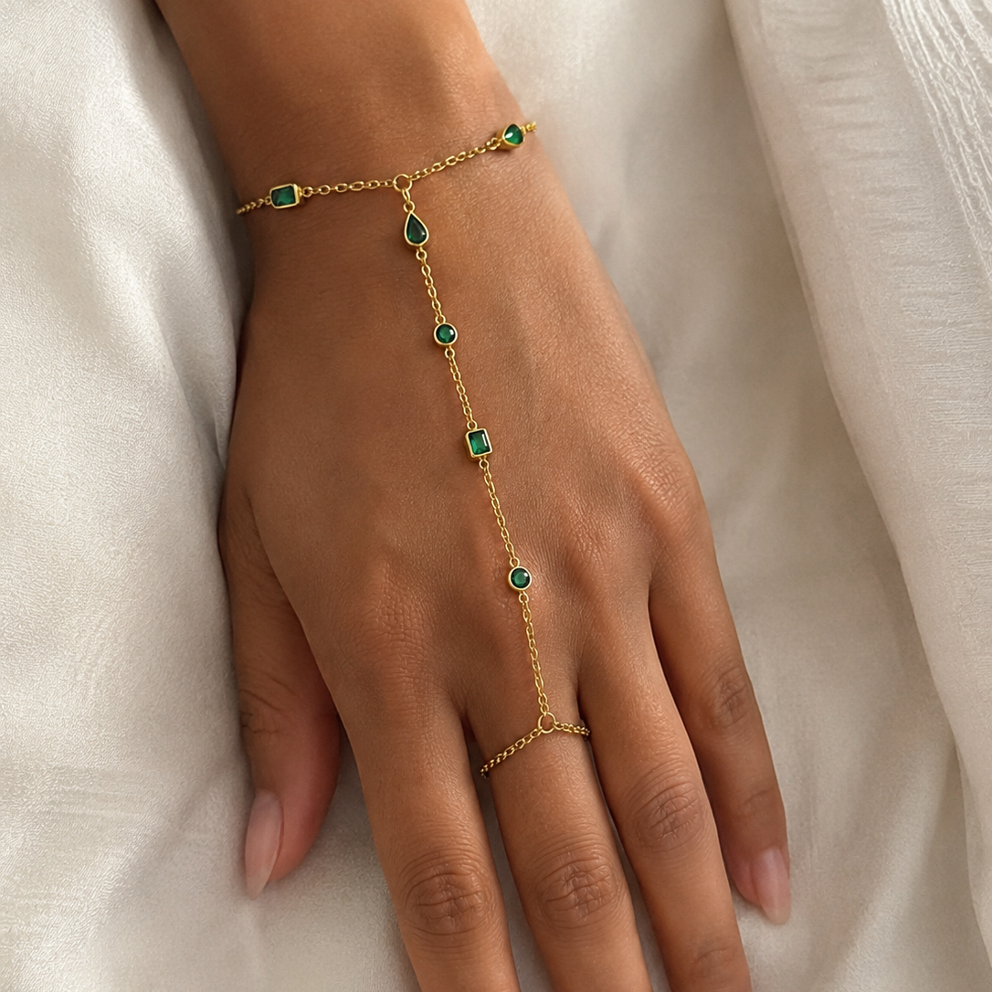 Emerald’s Hand Chain